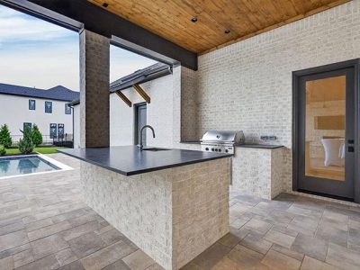 Custom Outdoor Kitchen Construction