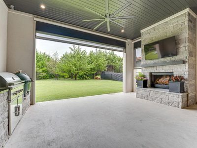 Custom Outdoor Living Space Design